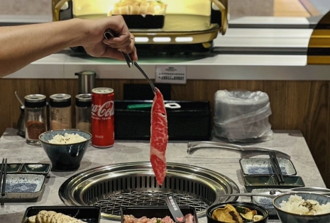 激肉!迴轉燒肉專門店